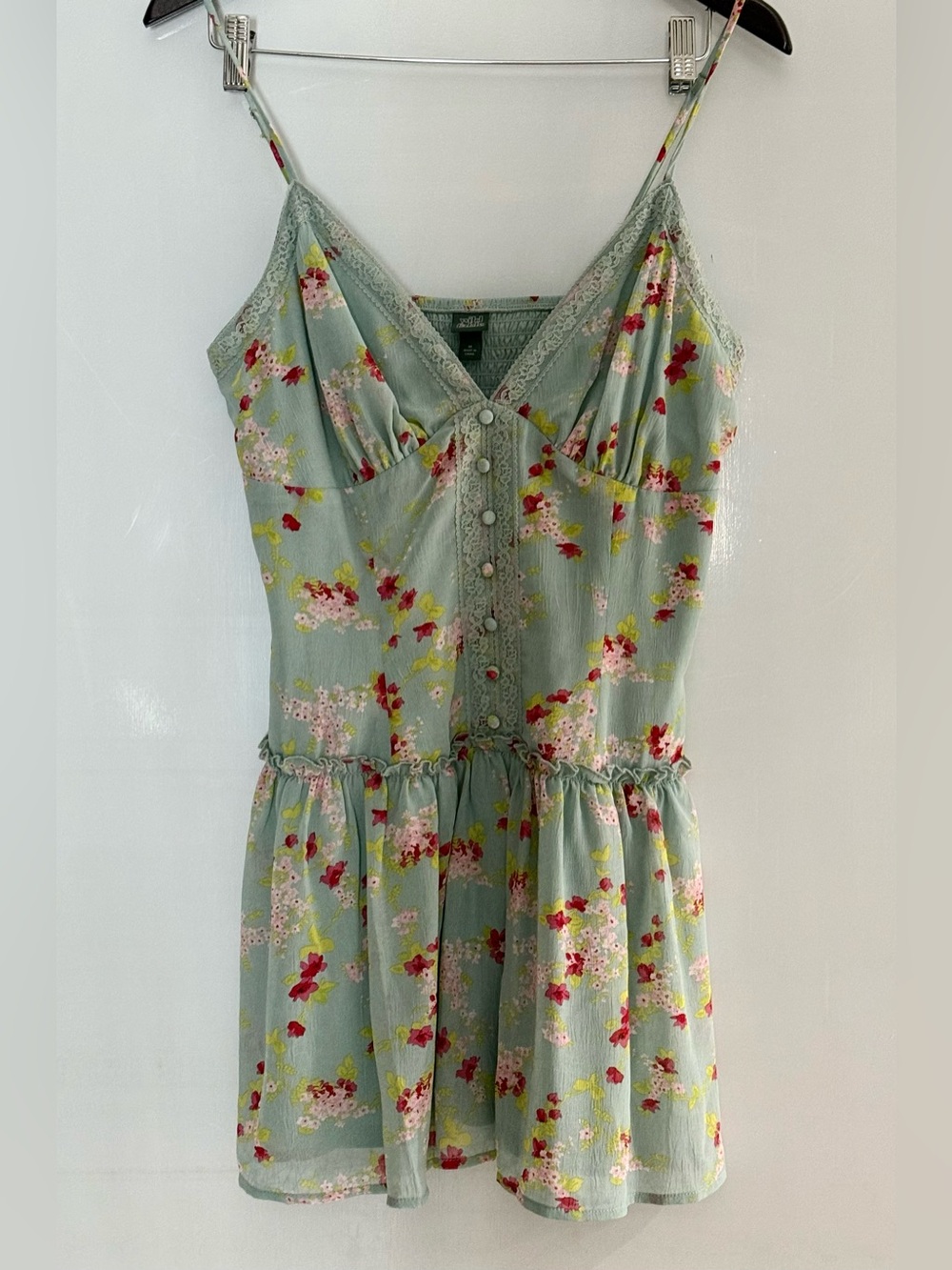 NWT Wild Fable Sage Green Floral Lace Trim Mini Dress Size Medium